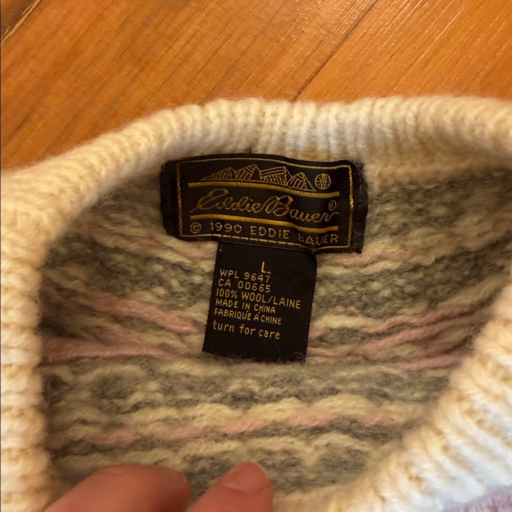 Vintage Handknit Eddie Bauer 100% Wool Fair Isle Sweater Sz L White Pink 1990 - Picture 2 of 10